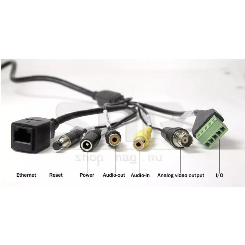 Уличная IP камера SNR-CI-DW3.0I-AM 3Мп c ИК подсветкой, моториз.объектив 3-9мм, PoE, обогреватель, с кронштейном (неполная комплектация)